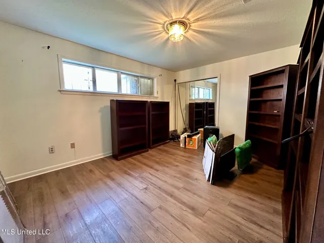 $325,000 | 5018 Riverwood Circle, Jackson, MS 39211