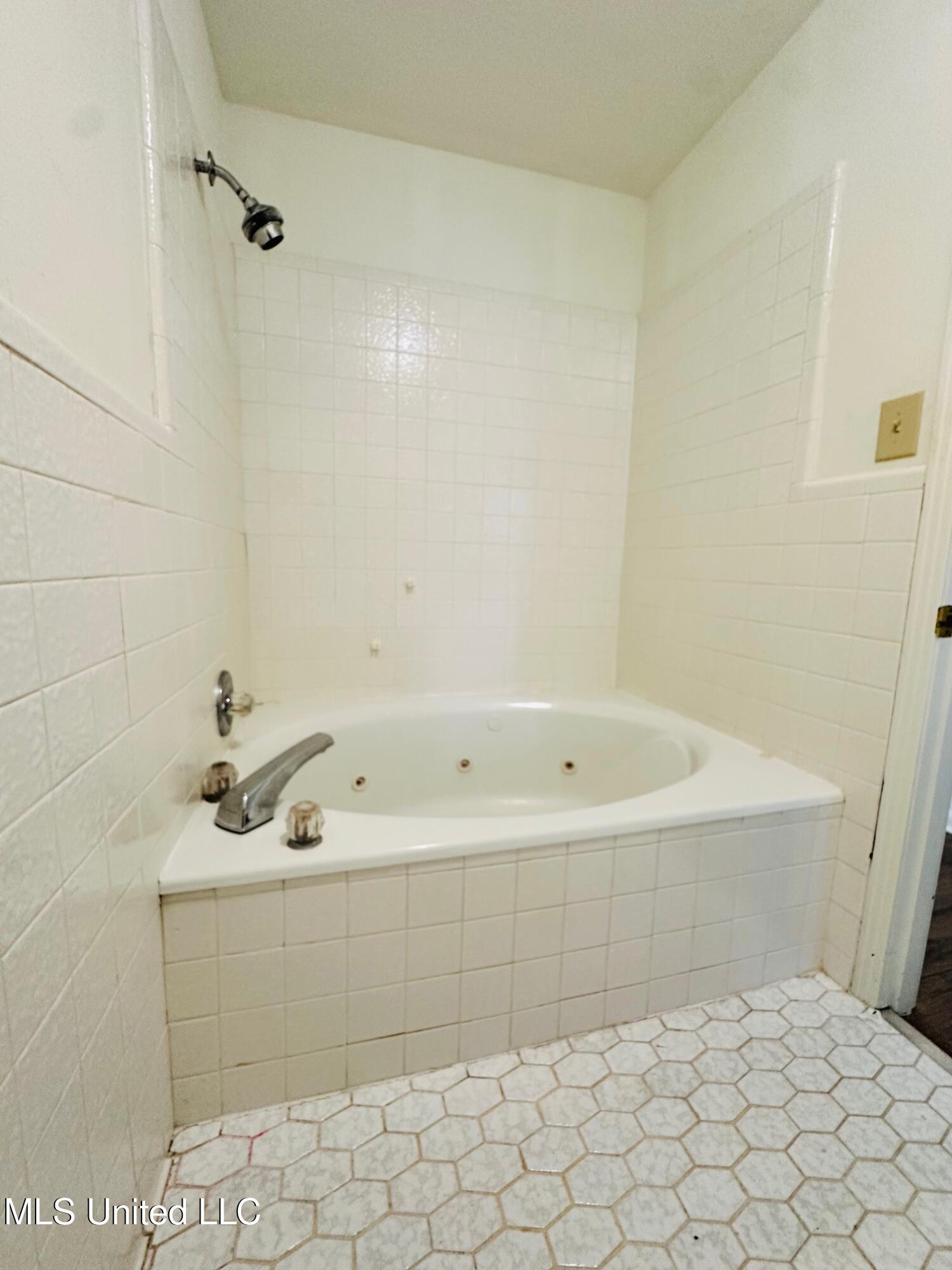 5018 Riverwood Circle Jackson, MS 39211 - Photo 49 of 60 IMG_5921