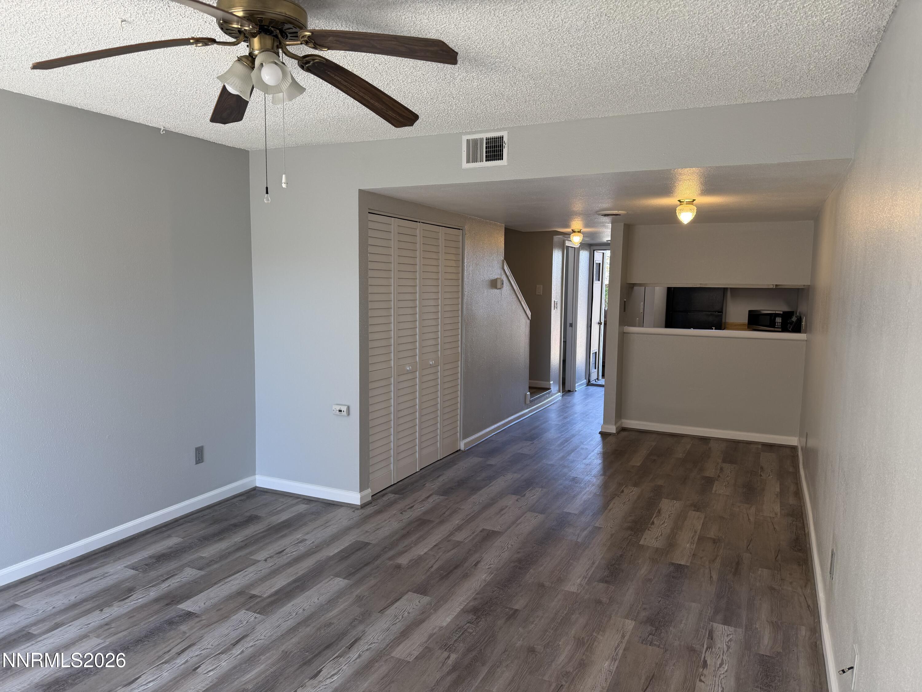 865 Nutmeg Place, Unit 11 Reno, NV 89502 - Photo 12 of 33 IMG_1267