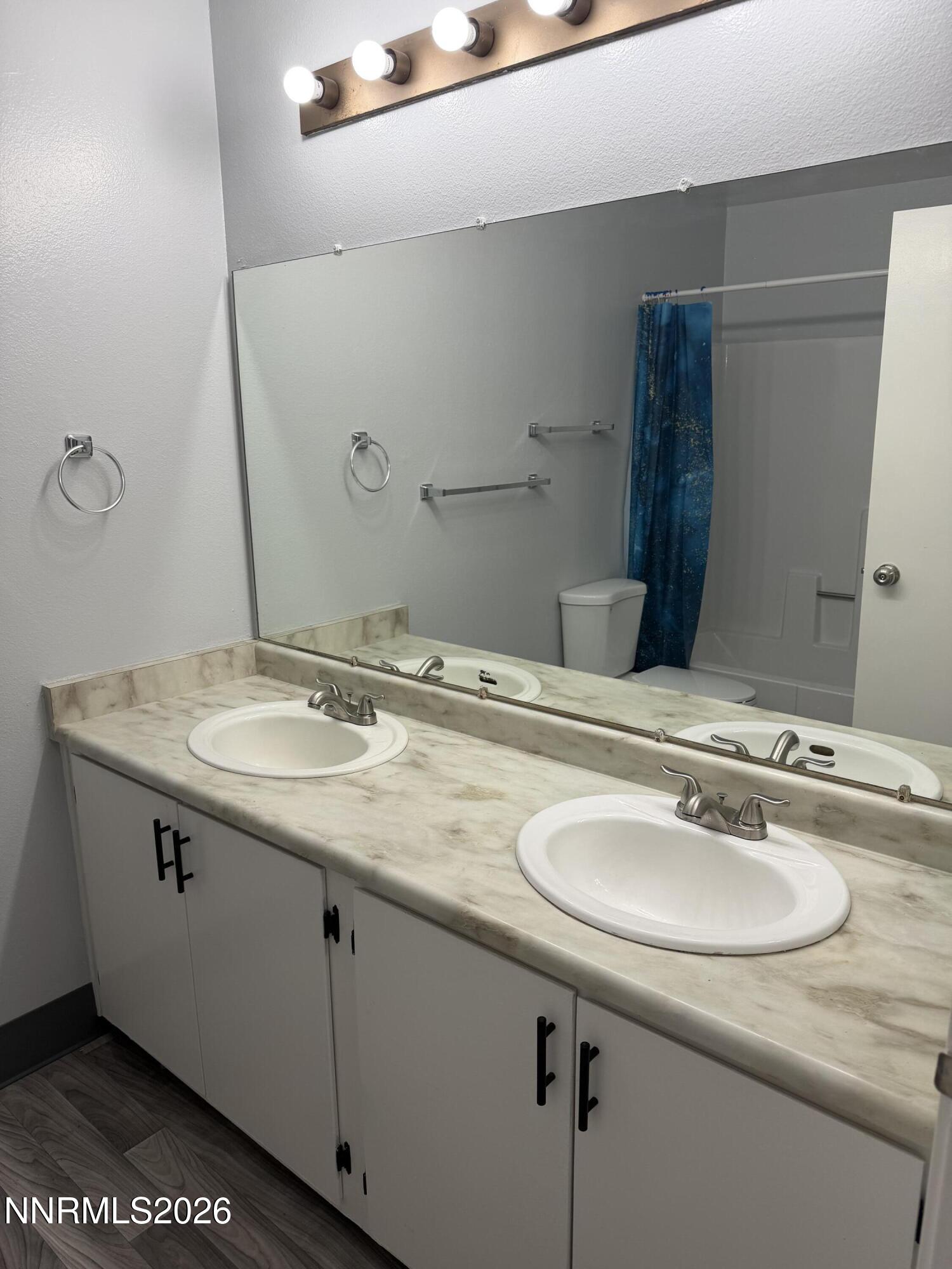 865 Nutmeg Place, Unit 11 Reno, NV 89502 - Photo 18 of 33 IMG_1273