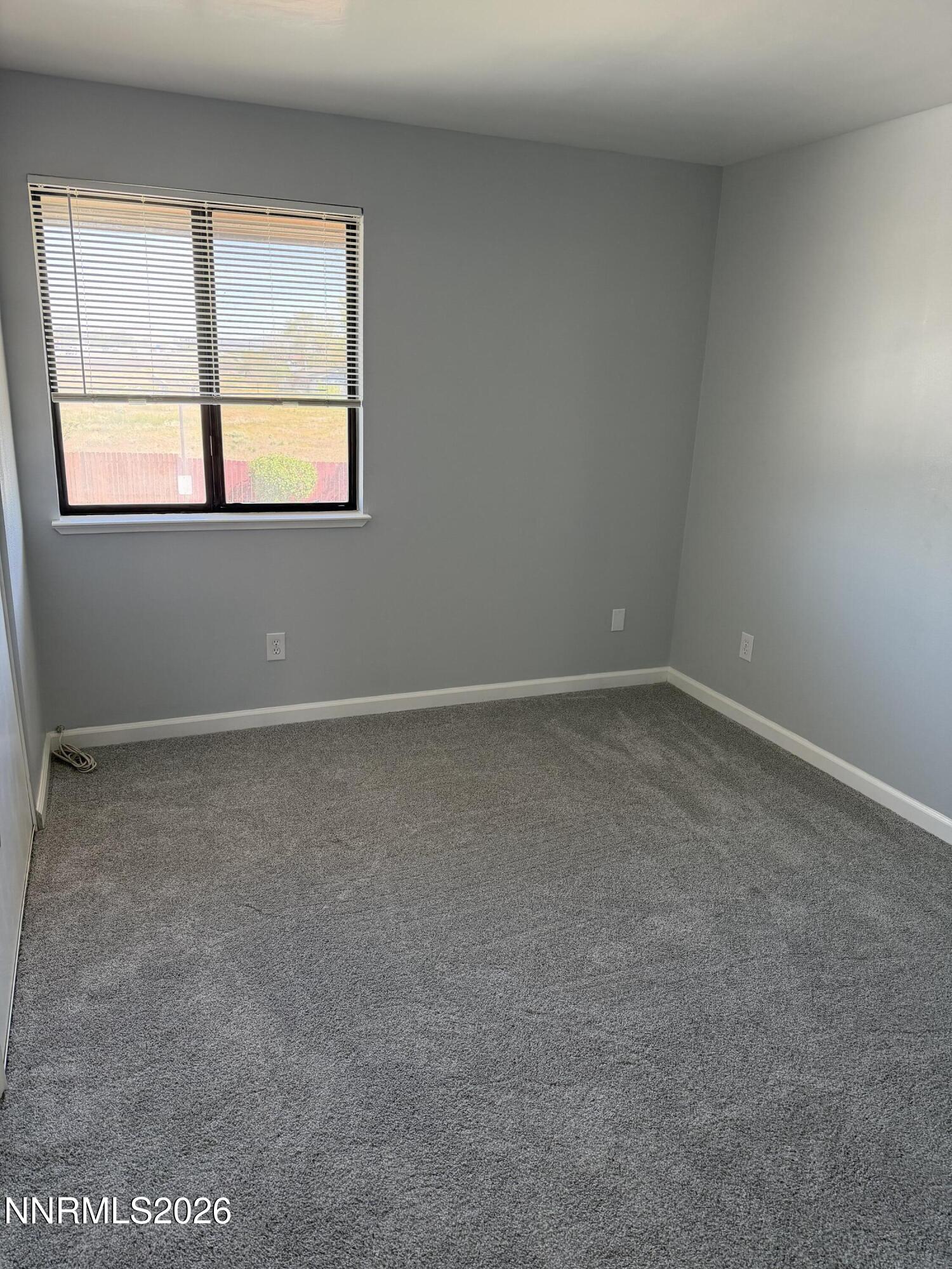 865 Nutmeg Place, Unit 11 Reno, NV 89502 - Photo 20 of 33 IMG_1275