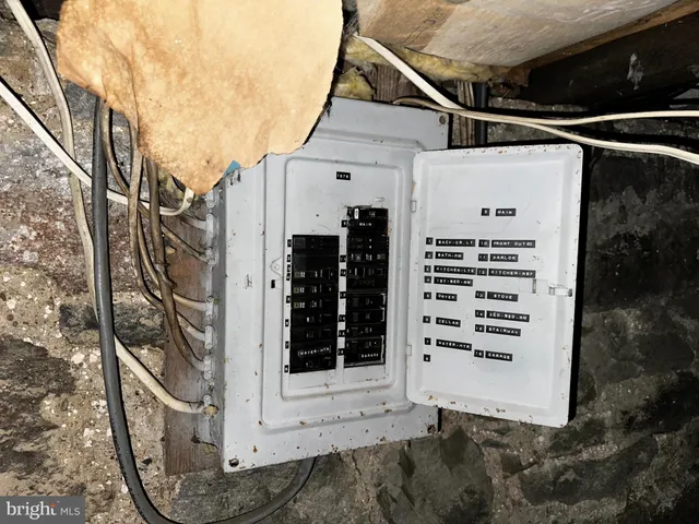 $72,000 | 180 Buck Mountain Road, Barnesville, PA 18214