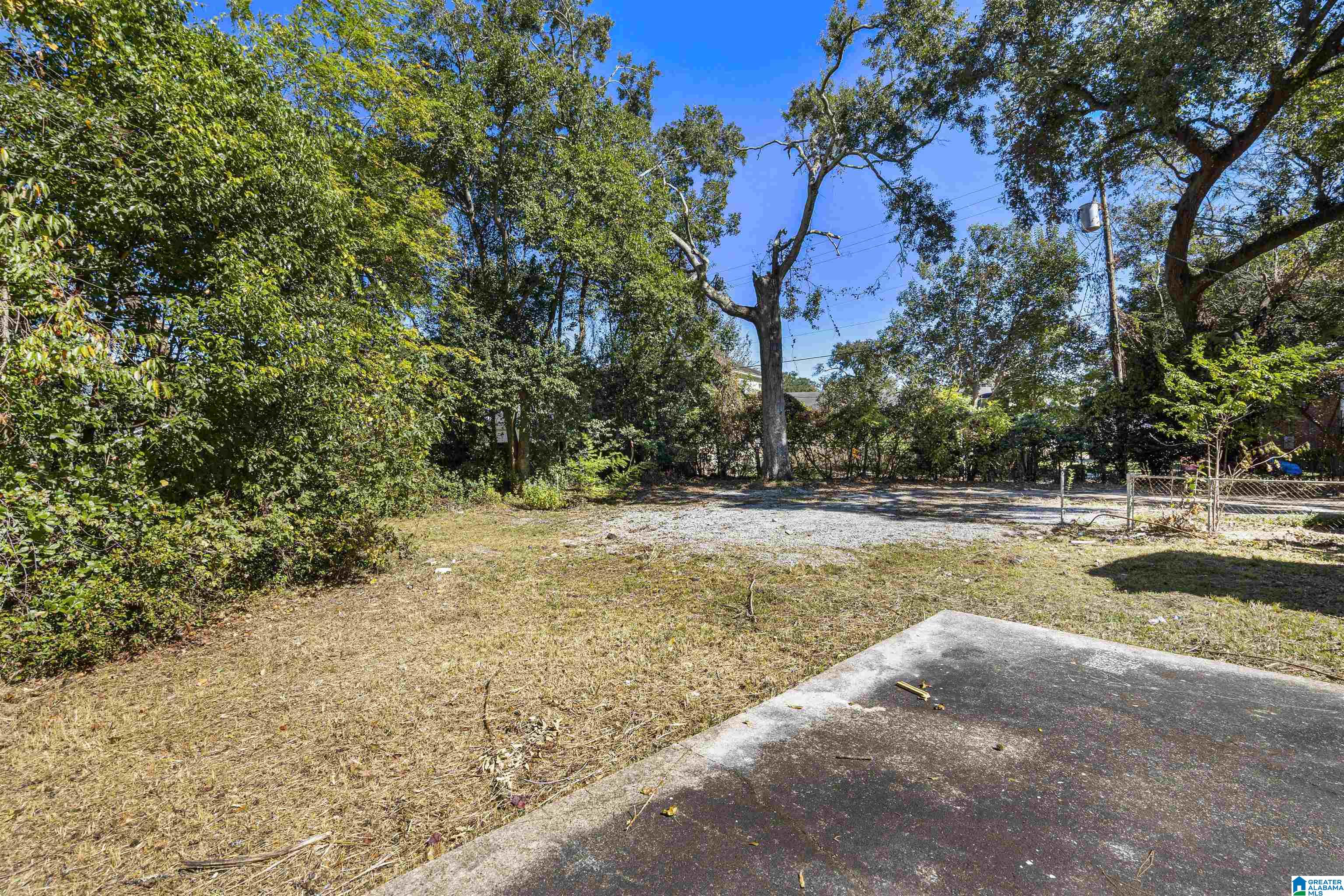 2100 Spring Hill Avenue Mobile, AL 36607 - Photo 7 of 40