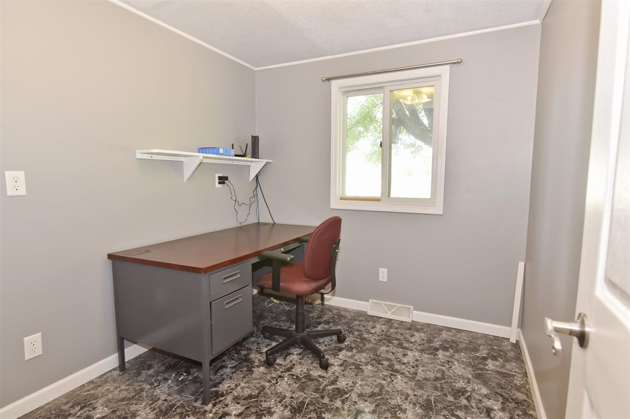 2209 South Nine Mile Road Kawkawlin, MI 48631 - Photo 17 of 27