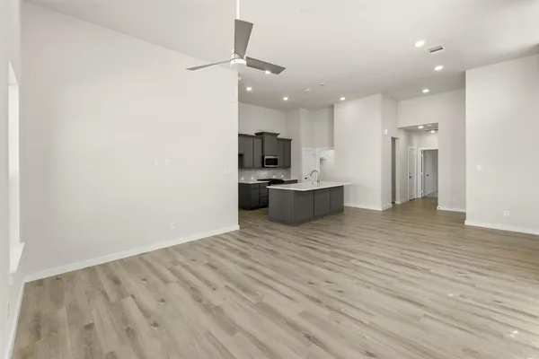 $379,900 | 644 Oakridge Drive, Wylie, TX 75098