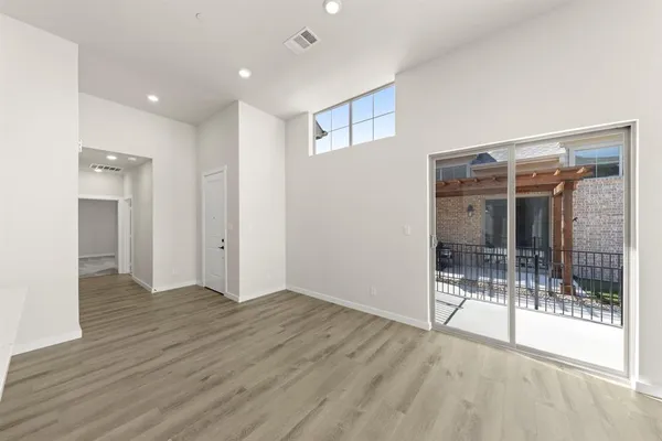 $379,900 | 644 Oakridge Drive, Wylie, TX 75098