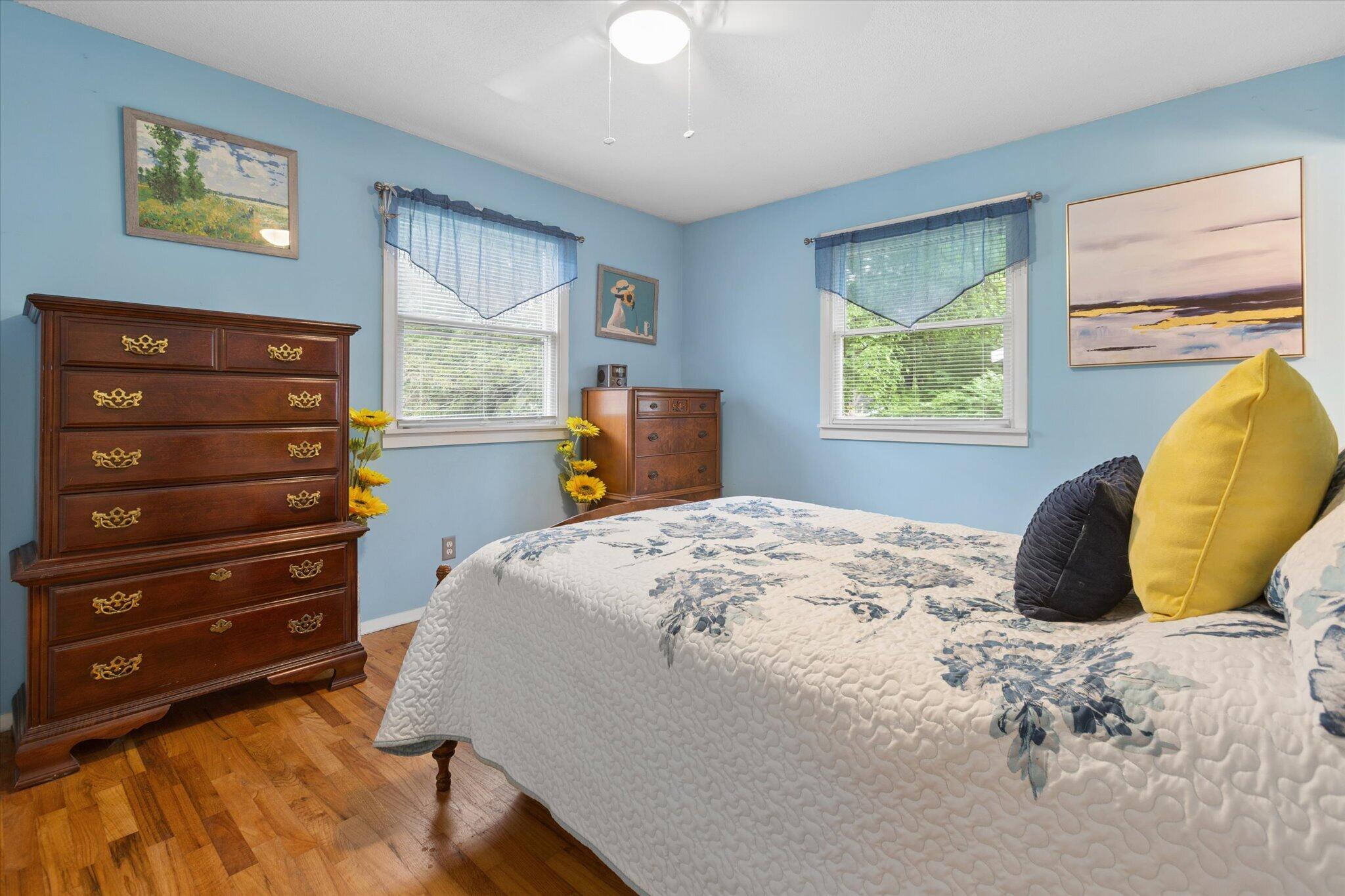 1359 West Glenlord Road St. Joseph, MI 49085 - Photo 5 of 15 05-14
