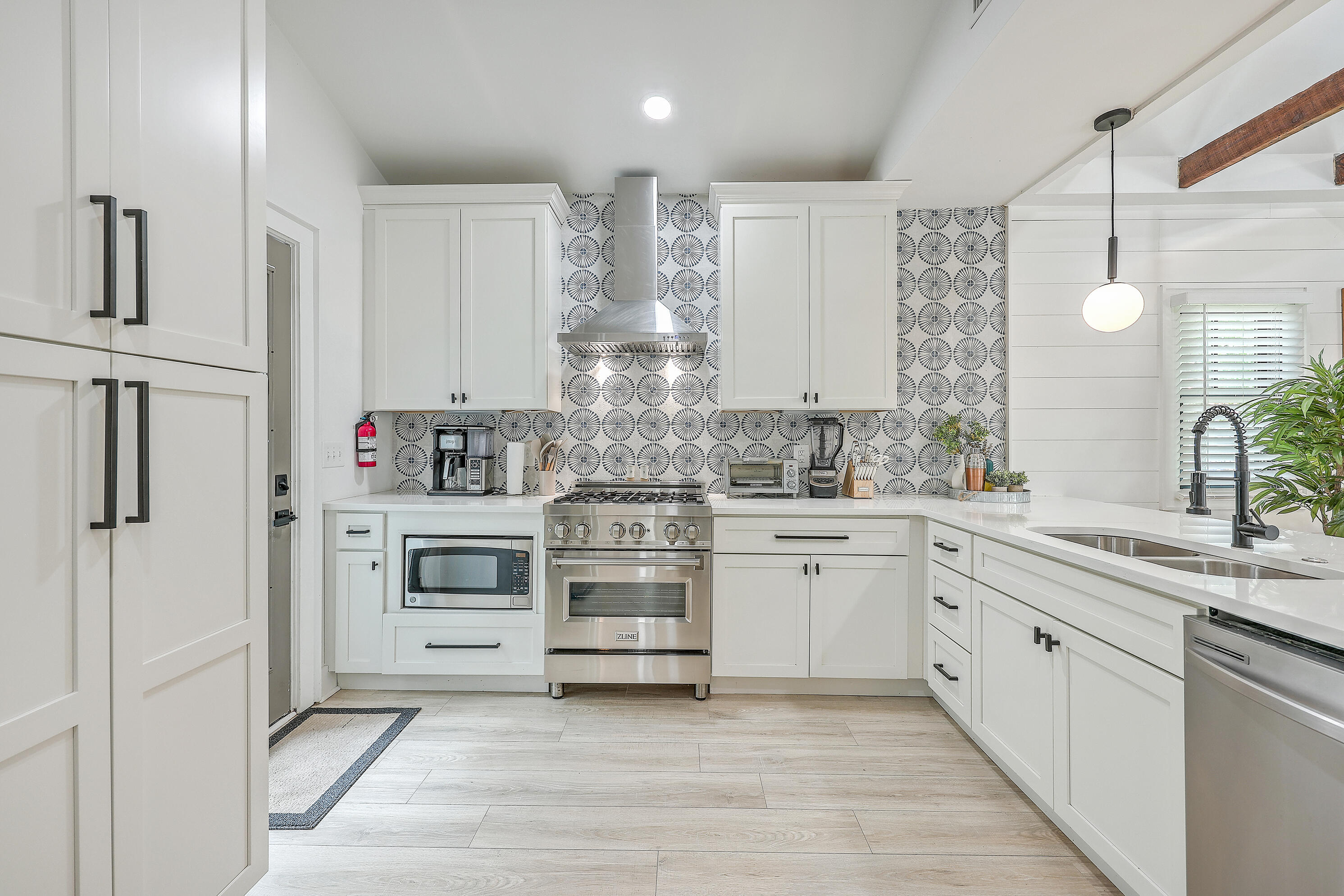 7 Maranda Holmes Street Charleston, SC 29403 - Photo 11 of 29 ZYN_6997_6998_6999_7000_7001_7002_7003