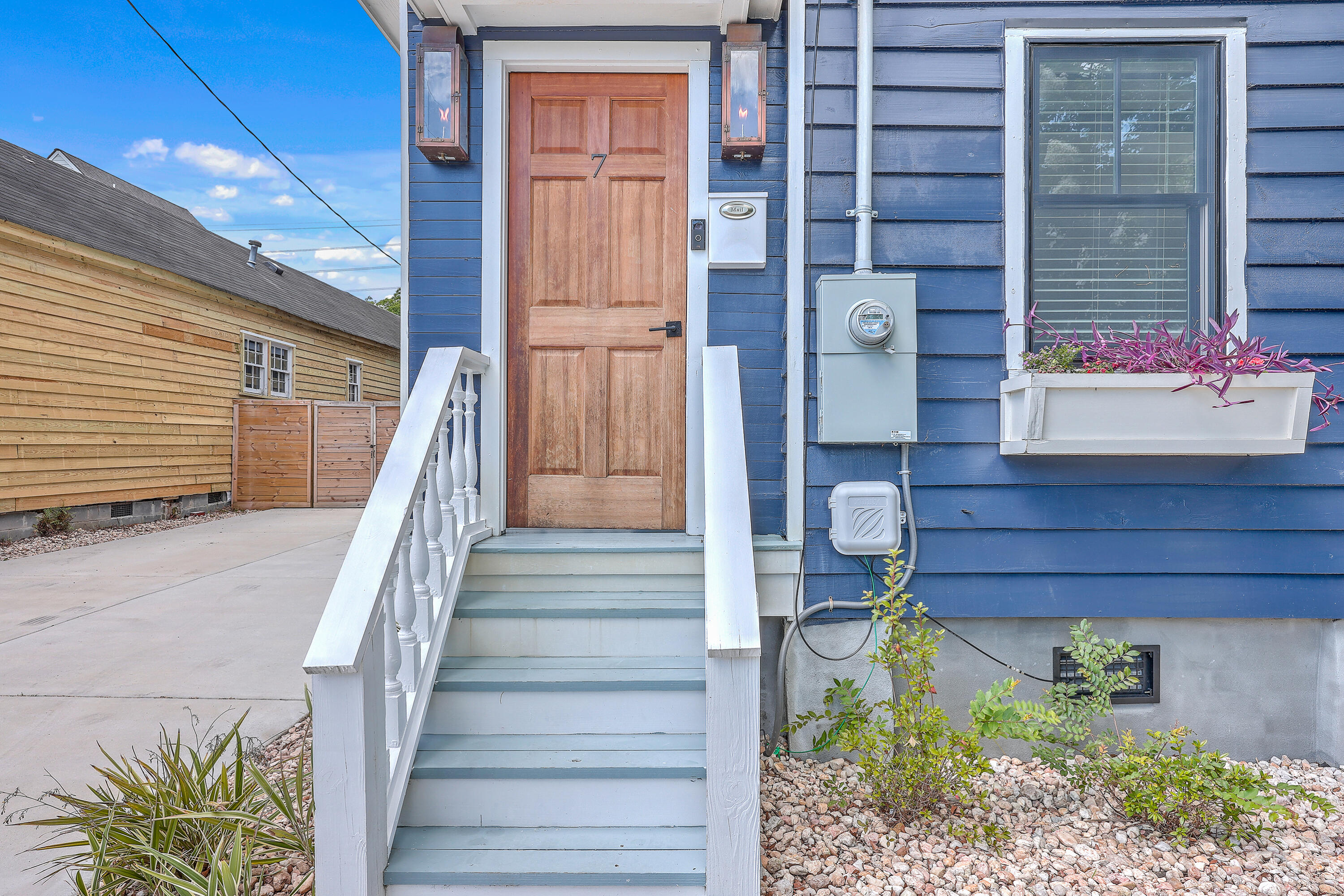 7 Maranda Holmes Street Charleston, SC 29403 - Photo 3 of 29 ZYN_6920_1_2_3_4_5_6