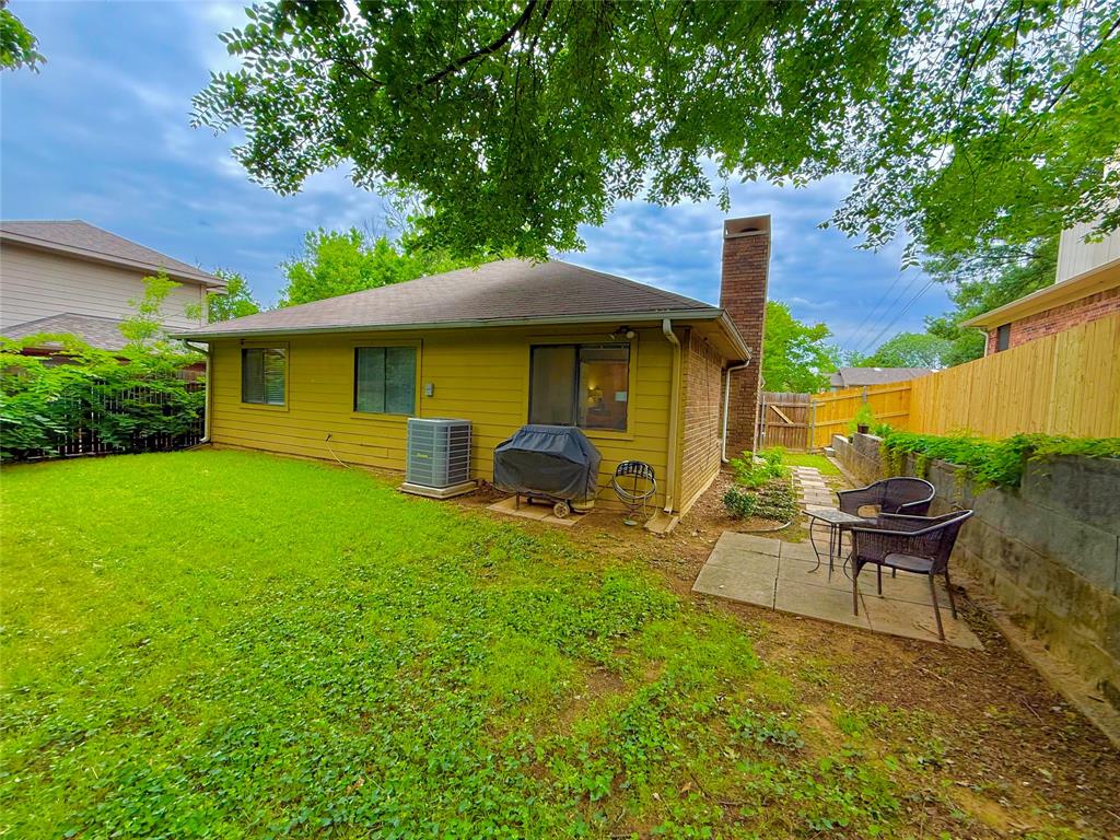 1437 Hampton Road Grapevine, TX 76051 - Photo 25 of 27