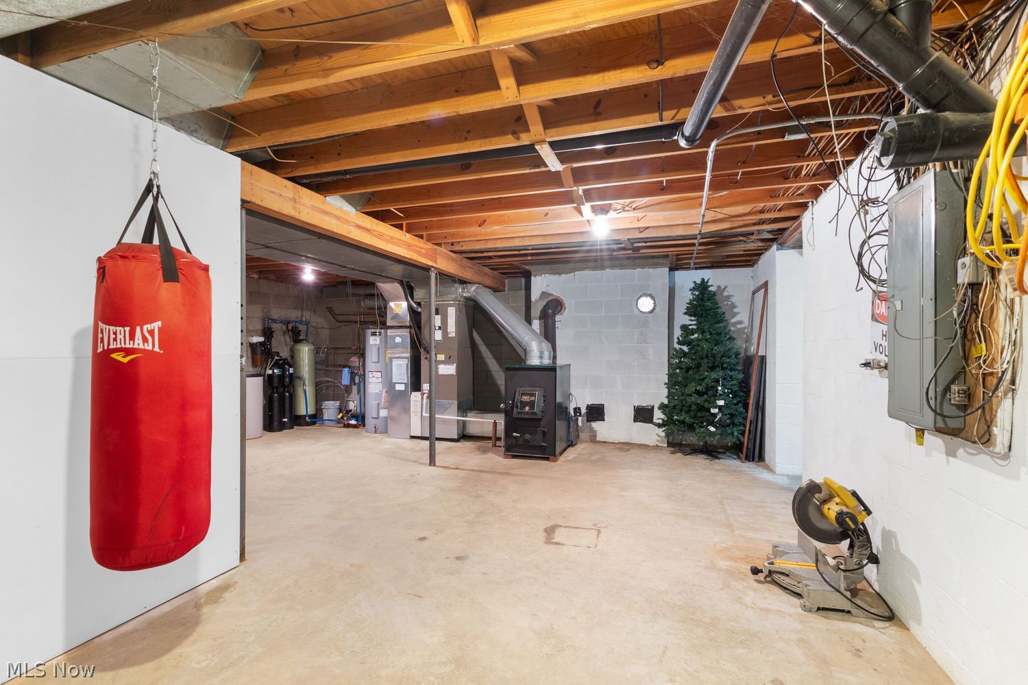 2272 McMackin Road Madison, OH 44057 - Photo 45 of 49