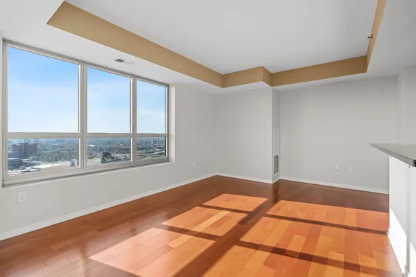 $2,450 | 929 Portland Avenue, Unit 2005, Minneapolis, MN 55404