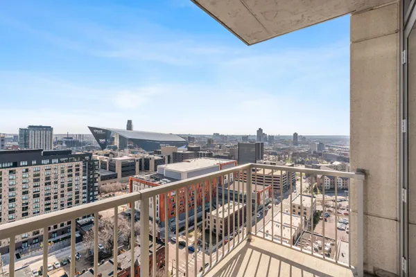 $2,450 | 929 Portland Avenue, Unit 2005, Minneapolis, MN 55404