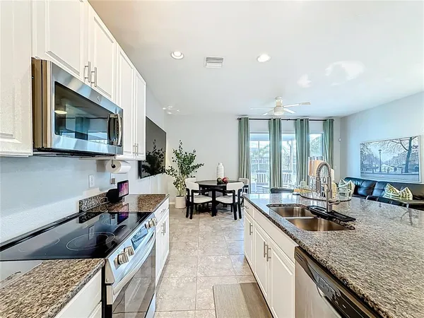 $275,000 | 7124 Summer Holly Place, Riverview, FL 33578