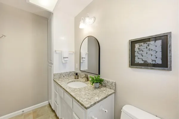 $1,250,000 | 28463 El Camino, Winters, CA 95694