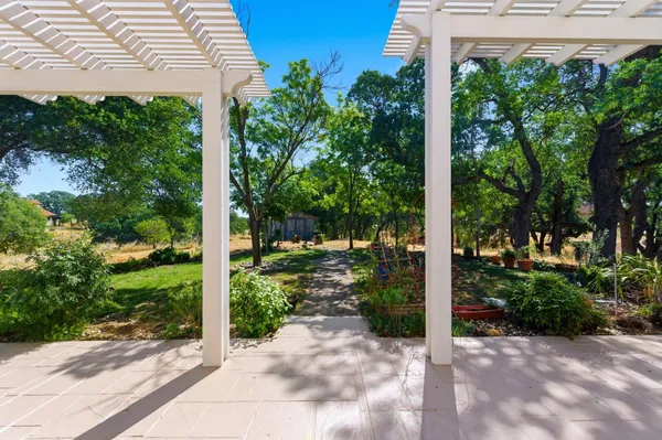 $1,250,000 | 28463 El Camino, Winters, CA 95694