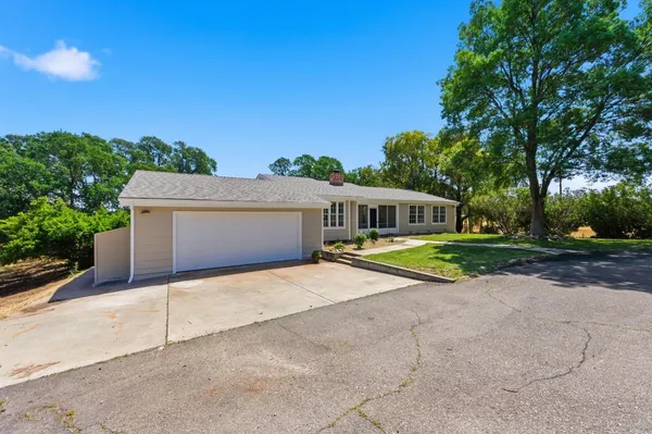 $1,250,000 | 28463 El Camino, Winters, CA 95694