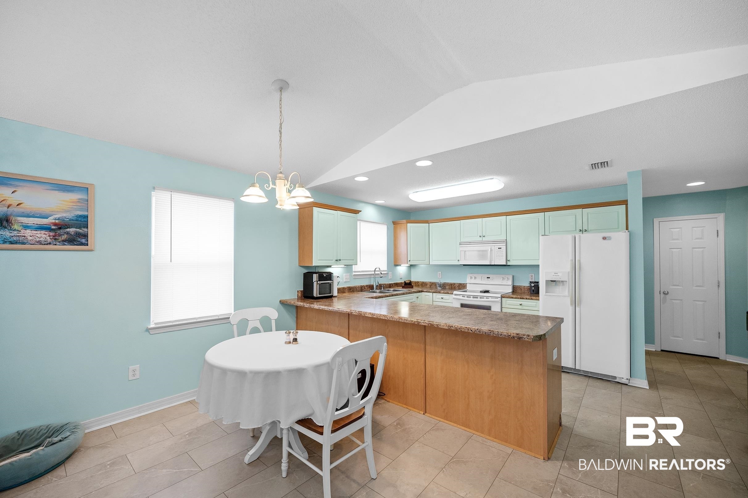 1969 Ridgewood Drive South Lillian, AL 36549 - Photo 8 of 44