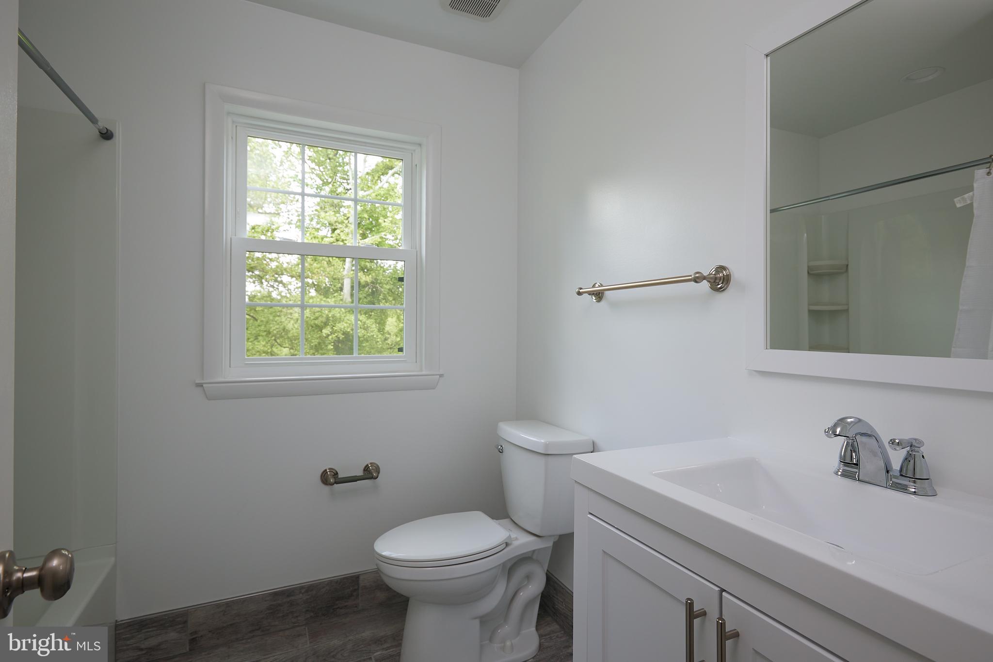 21050 Big Woods Road Dickerson, MD 20842 - Photo 21 of 62 The Cottage Bath