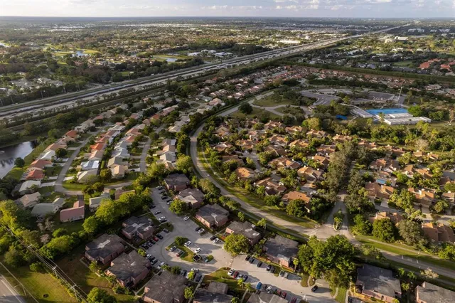 $3,000 | 7780 Courtyard Run West, Boca Raton, FL 33433