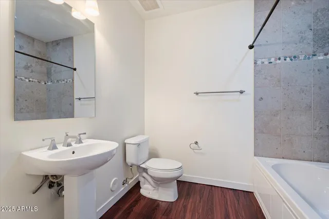 $3,000 | 1 East Lexington Avenue, Unit 1103, Phoenix, AZ 85012