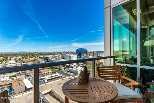 $3,000 | 1 East Lexington Avenue, Unit 1103, Phoenix, AZ 85012
