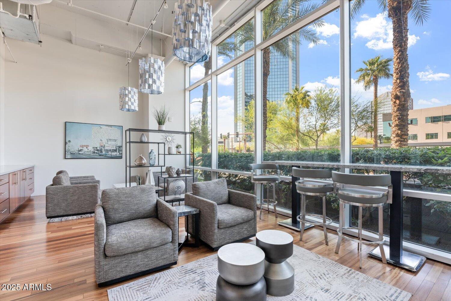 1 East Lexington Avenue, Unit 1103 Phoenix, AZ 85012 - Photo 45 of 57 1st Floor Sitting Area