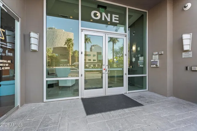 $3,000 | 1 East Lexington Avenue, Unit 1103, Phoenix, AZ 85012