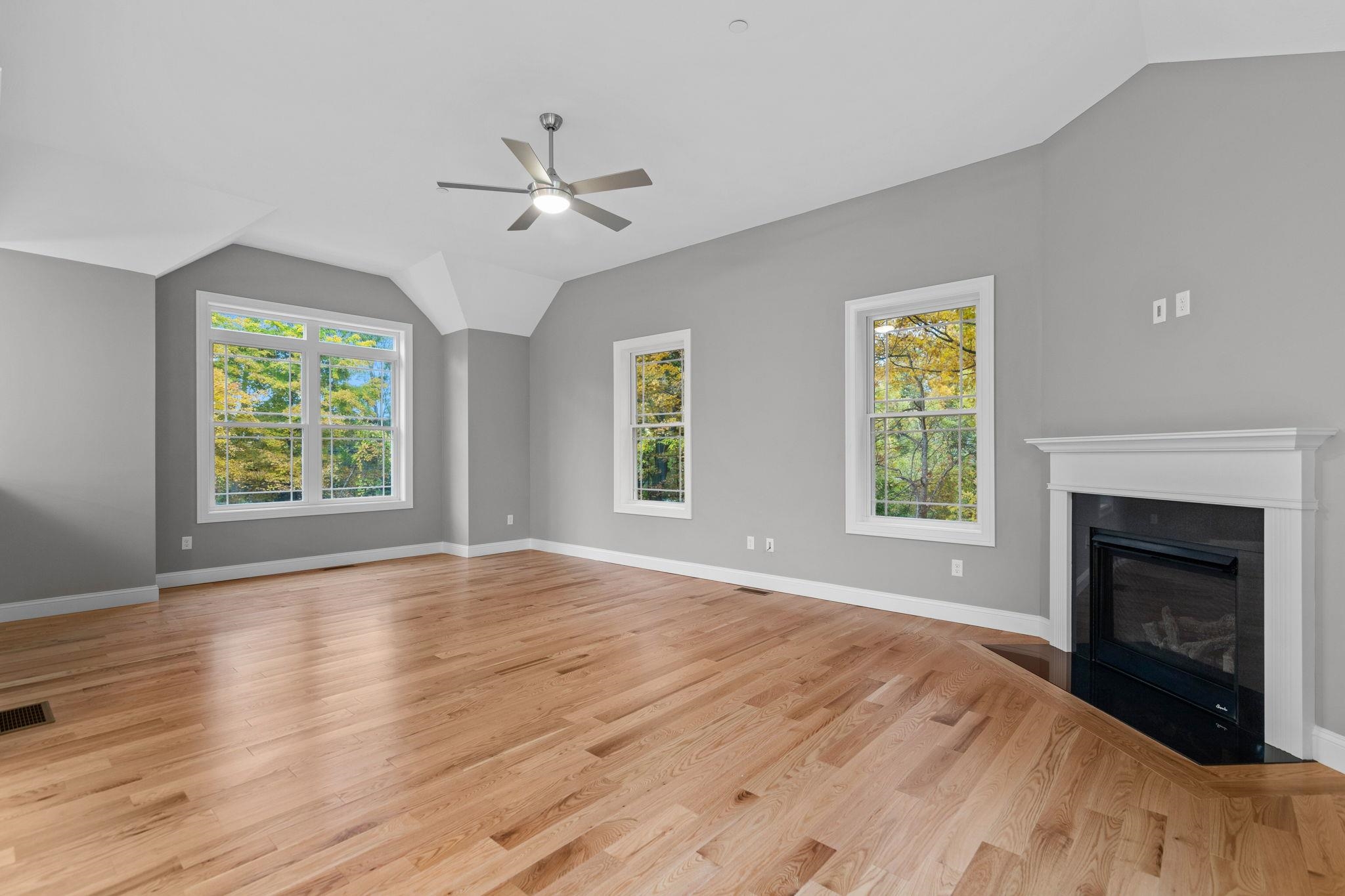 77 Tirrell Hill Road Goffstown, NH 03045 - Photo 8 of 31 Gallery Image 8