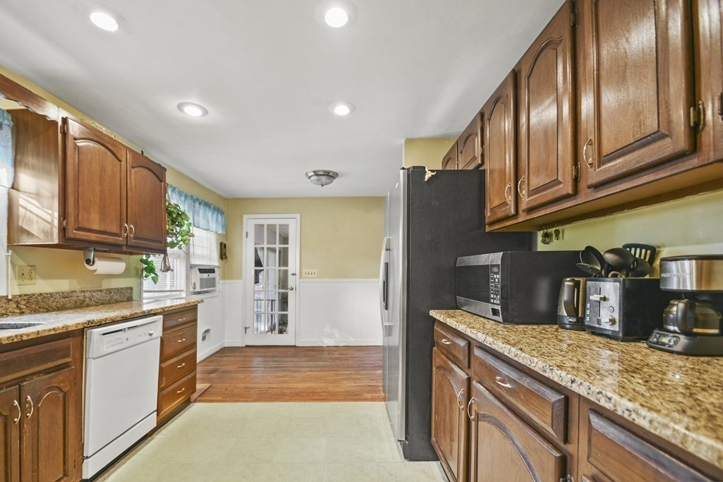 18 Wenzell Road Ashland, MA 01721 - Photo 8 of 17