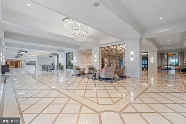 $258,000 | 5225 Pooks Hill Road, Unit 828N, Bethesda, MD 20814