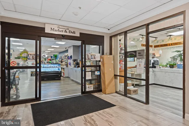 $258,000 | 5225 Pooks Hill Road, Unit 828N, Bethesda, MD 20814