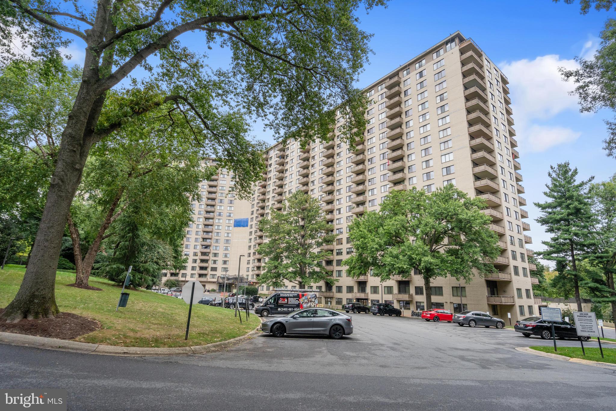 5225 Pooks Hill Road, Unit 828N Bethesda, MD 20814 - Photo 44 of 44 Surroundings