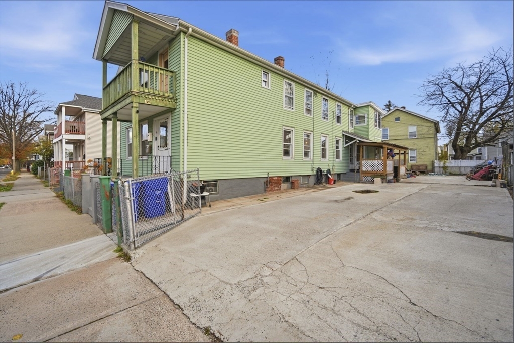 53 Fremont Street, Unit 1 Springfield, MA 01105 - Photo 9 of 9 a street view along with building