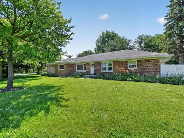 $380,000 | 2230 North 1st Street, DeKalb, IL 60115