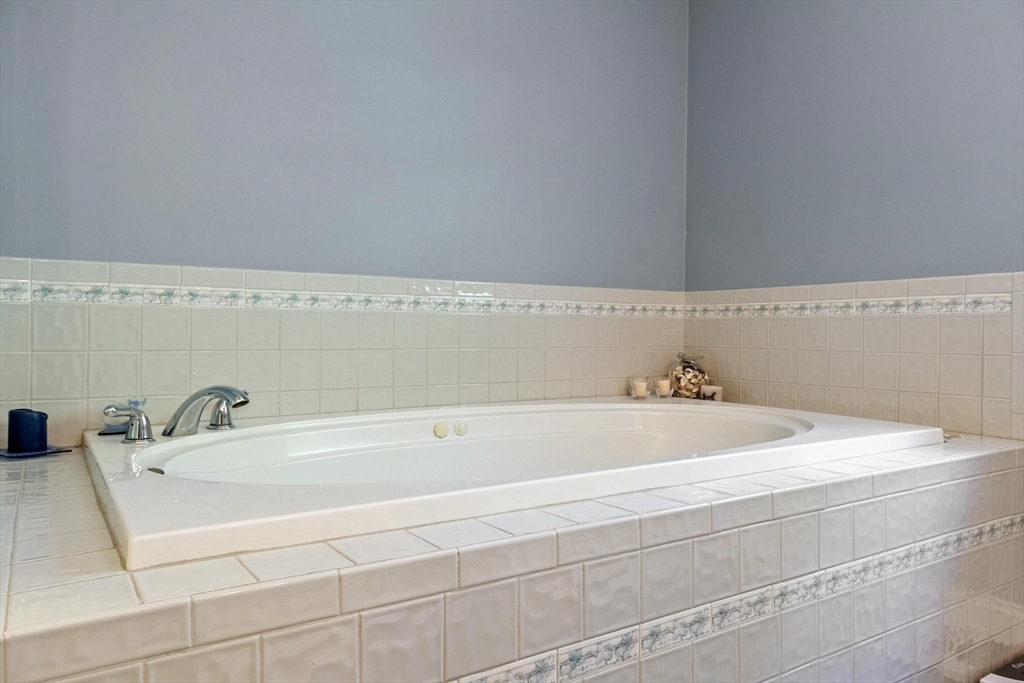60 Sugar Road Bolton, MA 01740 - Photo 14 of 24