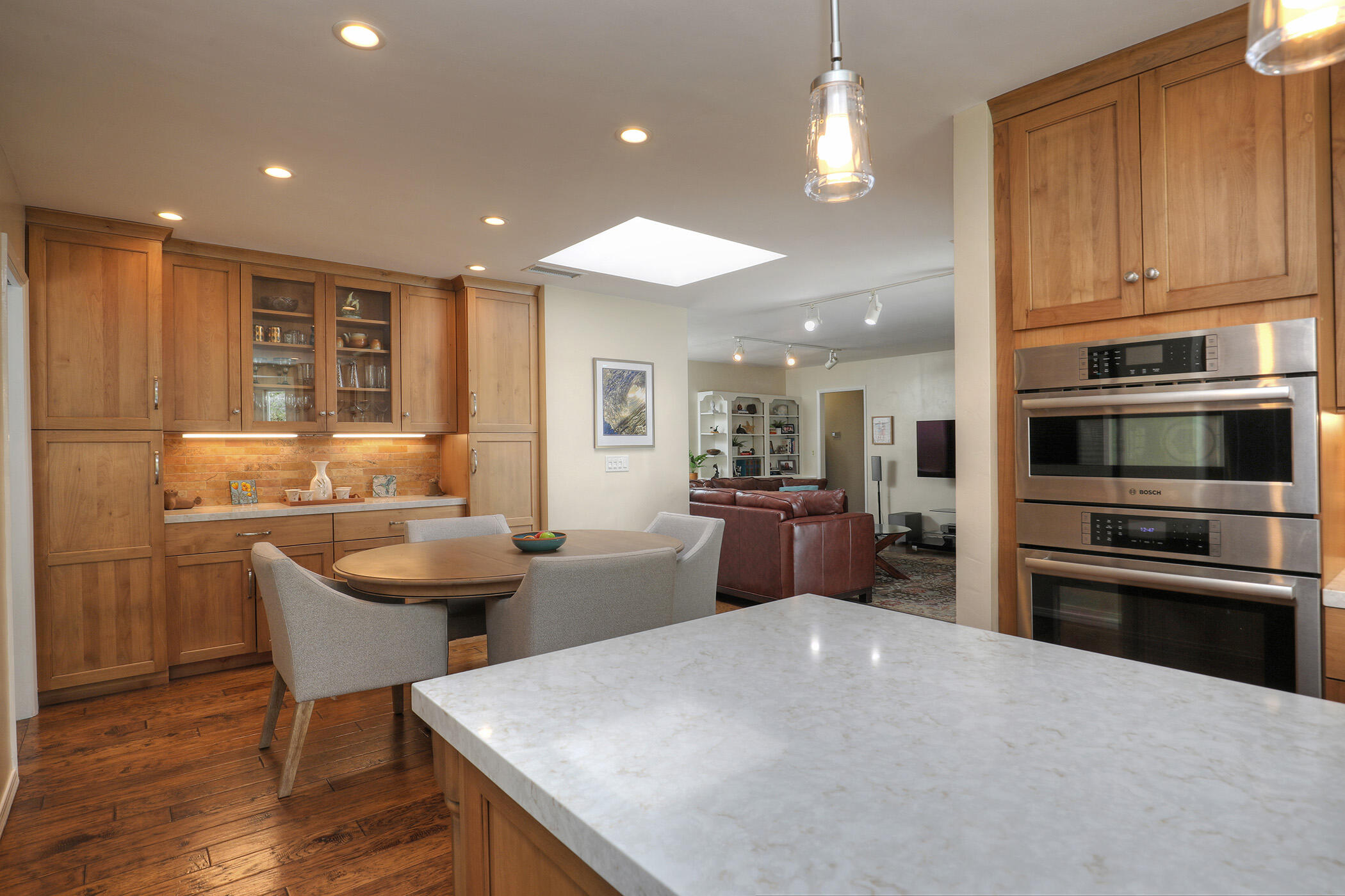 1470 Camino Rio Verde Santa Barbara, CA 93111 - Photo 14 of 33 Kitchen/breakfast nook
