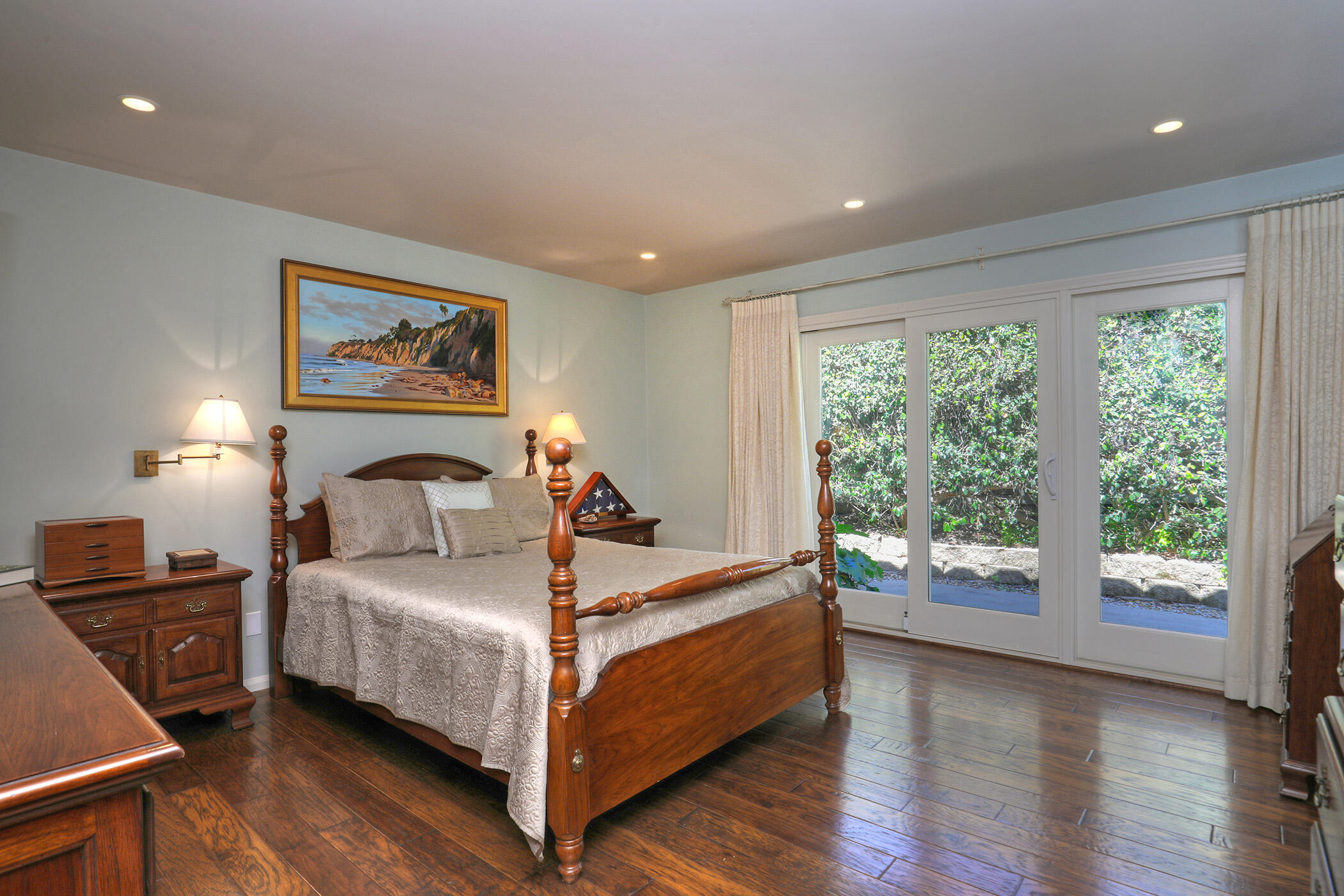 1470 Camino Rio Verde Santa Barbara, CA 93111 - Photo 16 of 33 Primary Bedroom