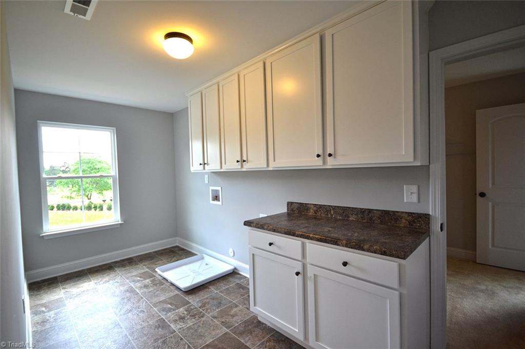 5402 Holbein Gate Road, Unit 108 Walkertown, NC 27051 - Photo 21 of 30 Gallery Image 21