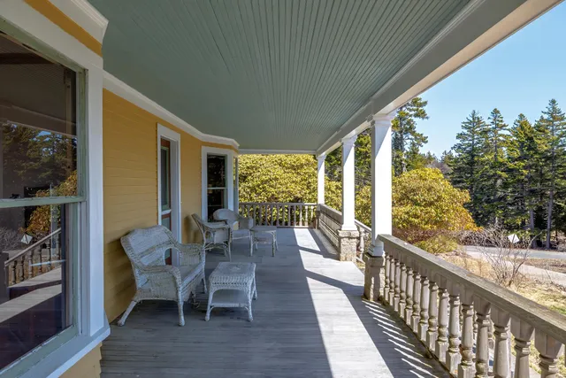 $495,000 | 221 Harbor Road, Swans Island, ME 04685