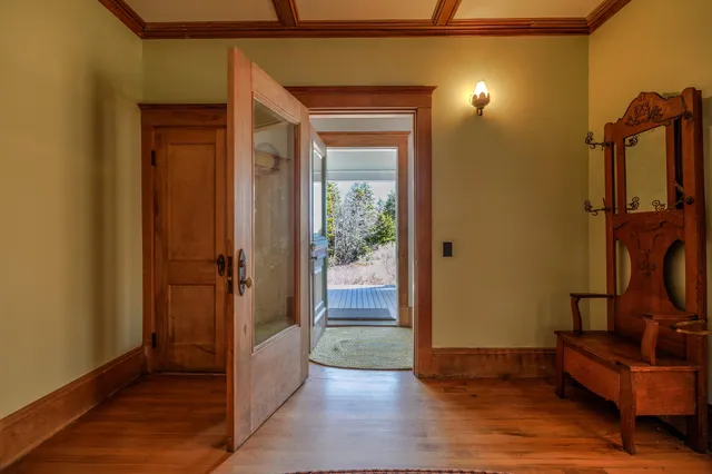 $495,000 | 221 Harbor Road, Swans Island, ME 04685