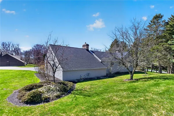 $349,000 | 8300 Decoy Run, Manlius, NY 13104