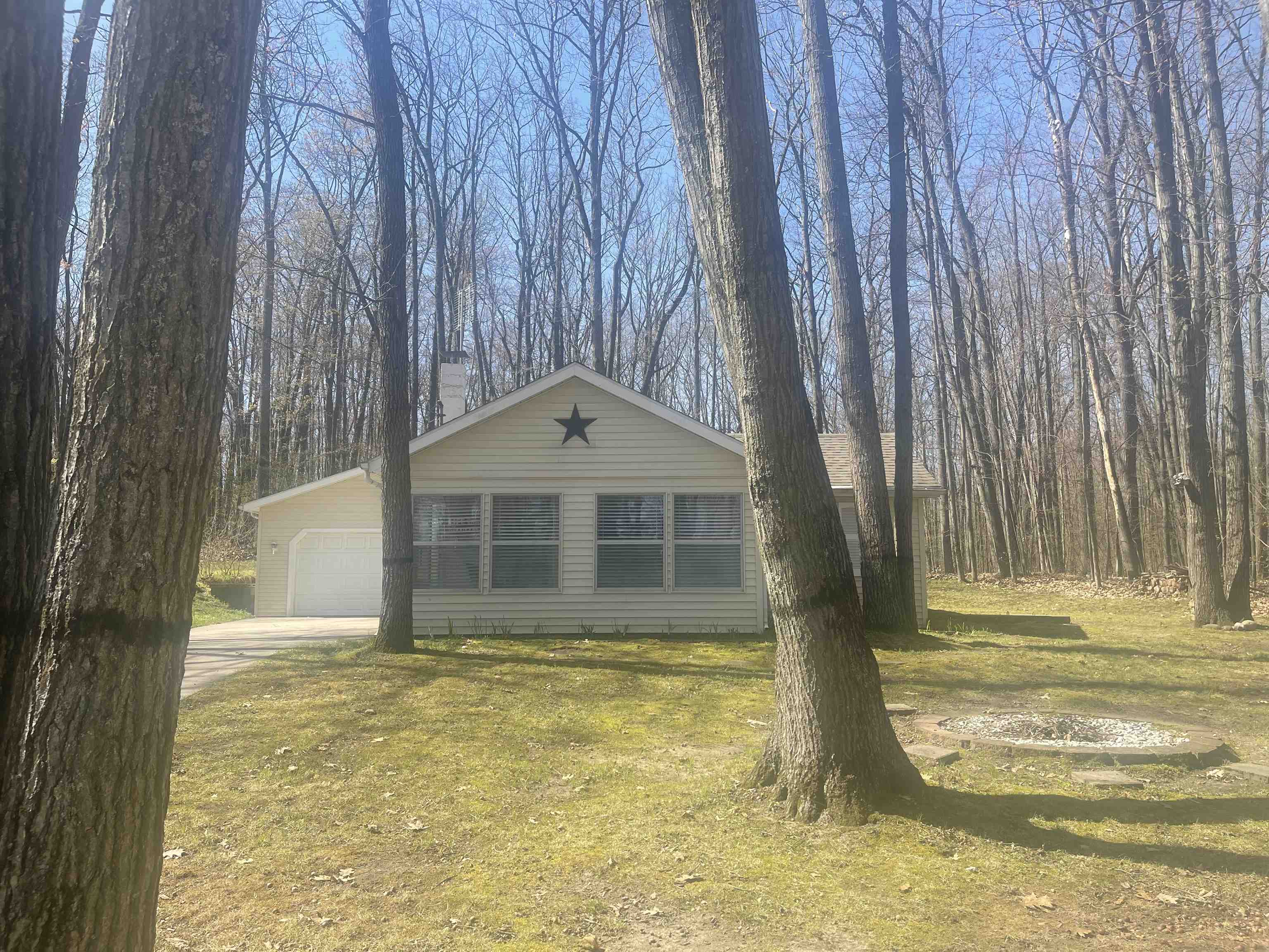 742 Bungo Lake Road Harrison, MI 48625 - Photo 4 of 59