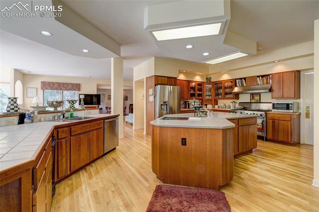 7 Mirada Road Colorado Springs, CO 80906 - Photo 15 of 41