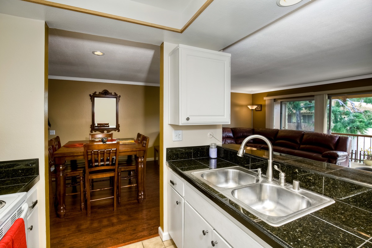 6009 Rancho Mission Road, Unit 216 San Diego, CA 92108 - Photo 7 of 20