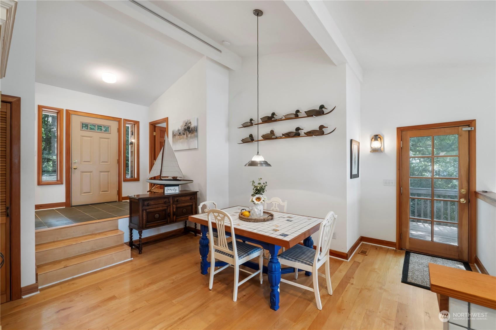 720 East Phillips Lake Loop Road Shelton, WA 98584 - Photo 9 of 31 a view of a livingroom with furniture