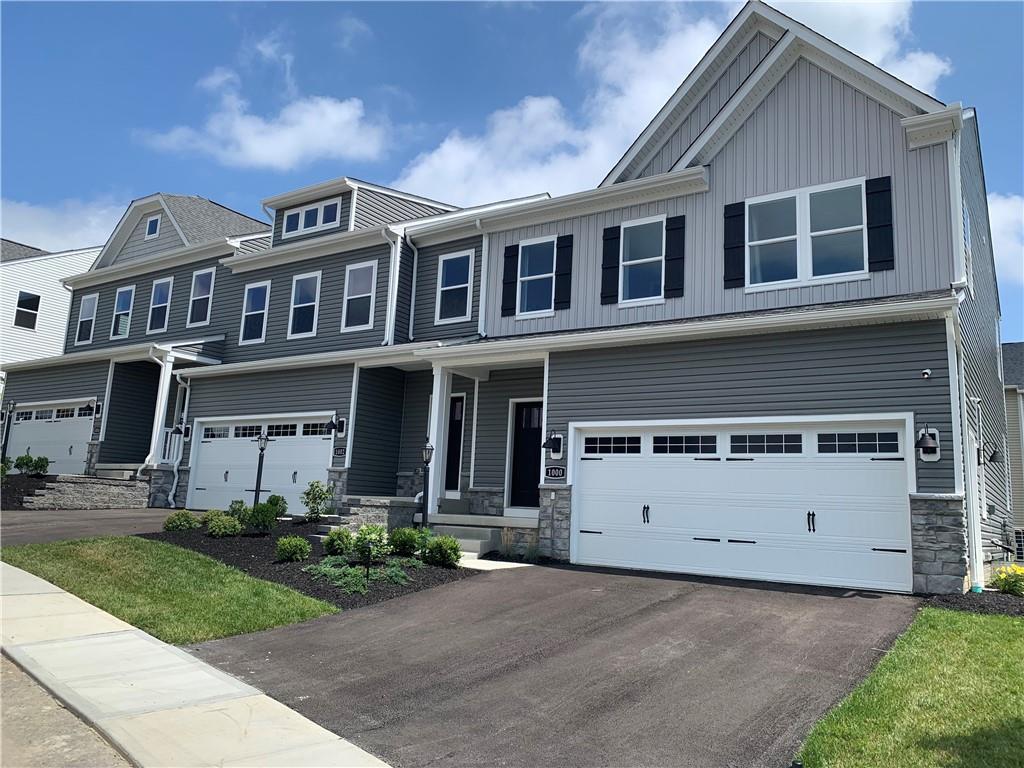 1011 Darcy Lane Valencia, PA 16059 - Photo 1 of 18