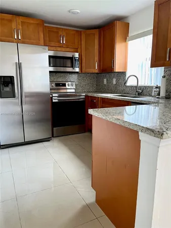 $2,600 | 6866 Northwest 173rd Drive, Unit 610, Hialeah, FL 33015