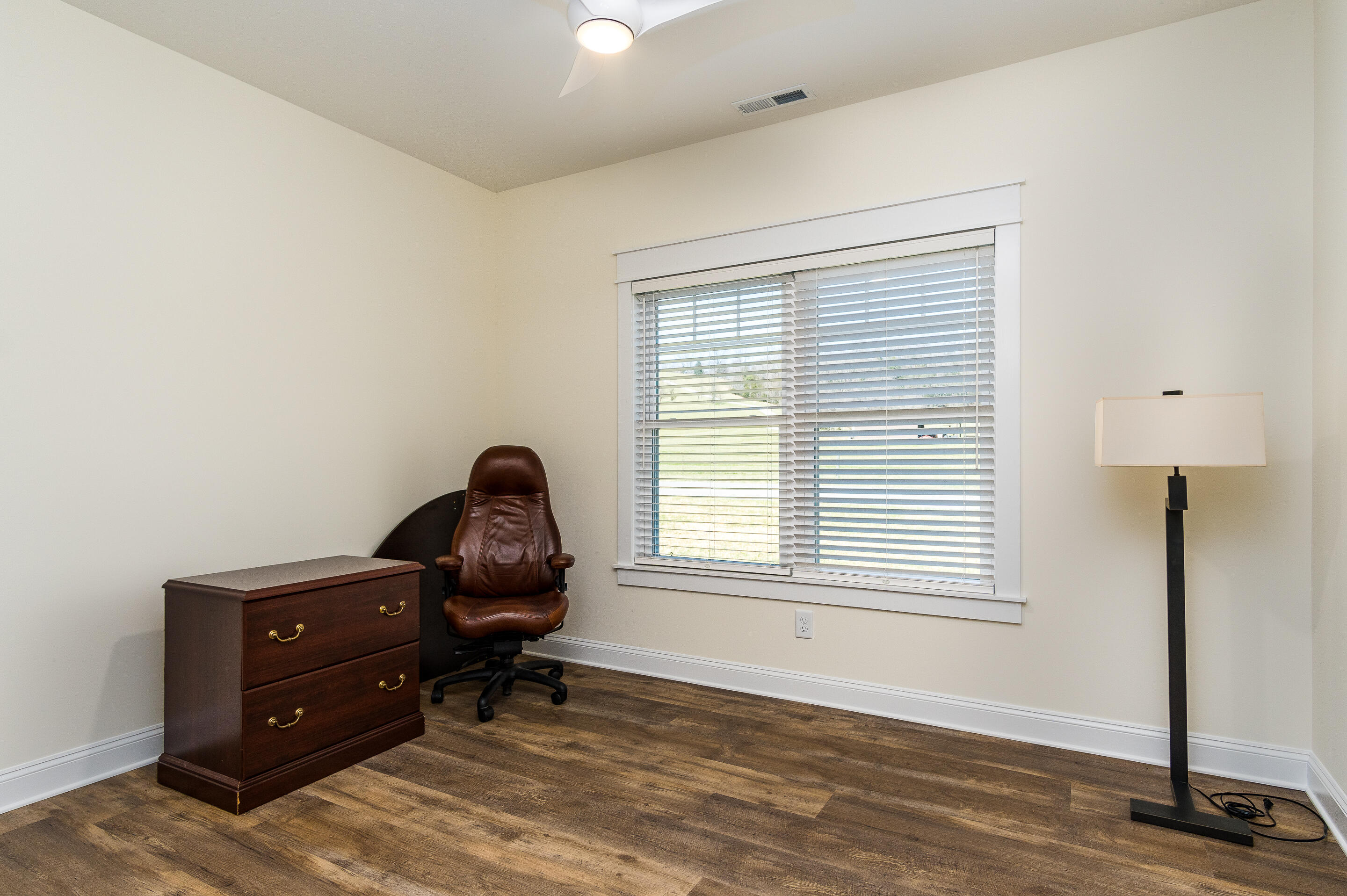 267 West Side Road Jonesborough, TN 37659 - Photo 16 of 40 interior-1