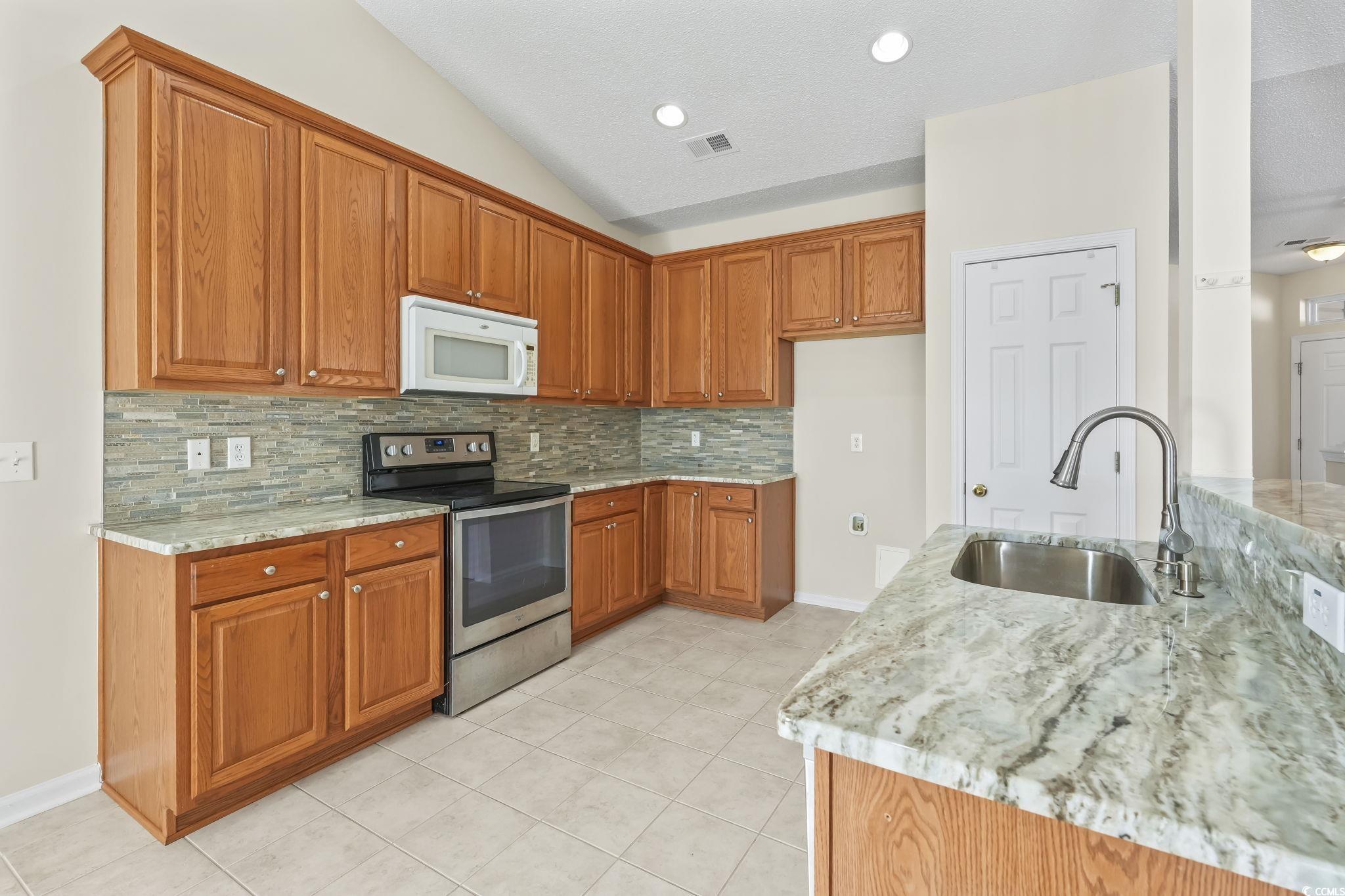 41 Bear Creek Loop Murrells Inlet, SC 29576 - Photo 16 of 40 Gallery Image 16